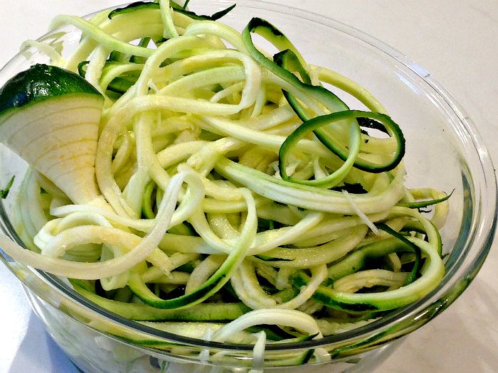 zucchini noodles 1