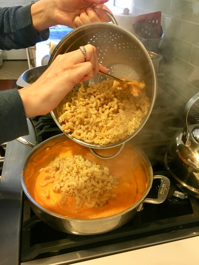 making sweet potato mac and cheese with elbow pasta