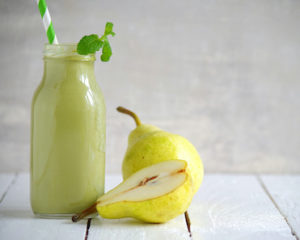 Power Kiwi, Kale & Pear Smoothie