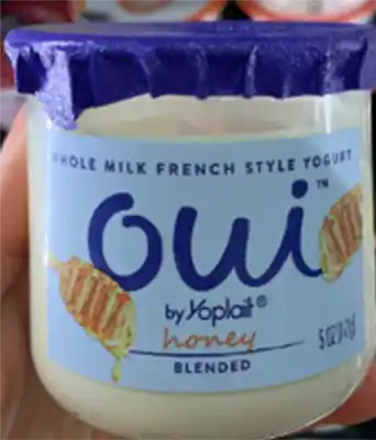 Oui yogurt honey front label