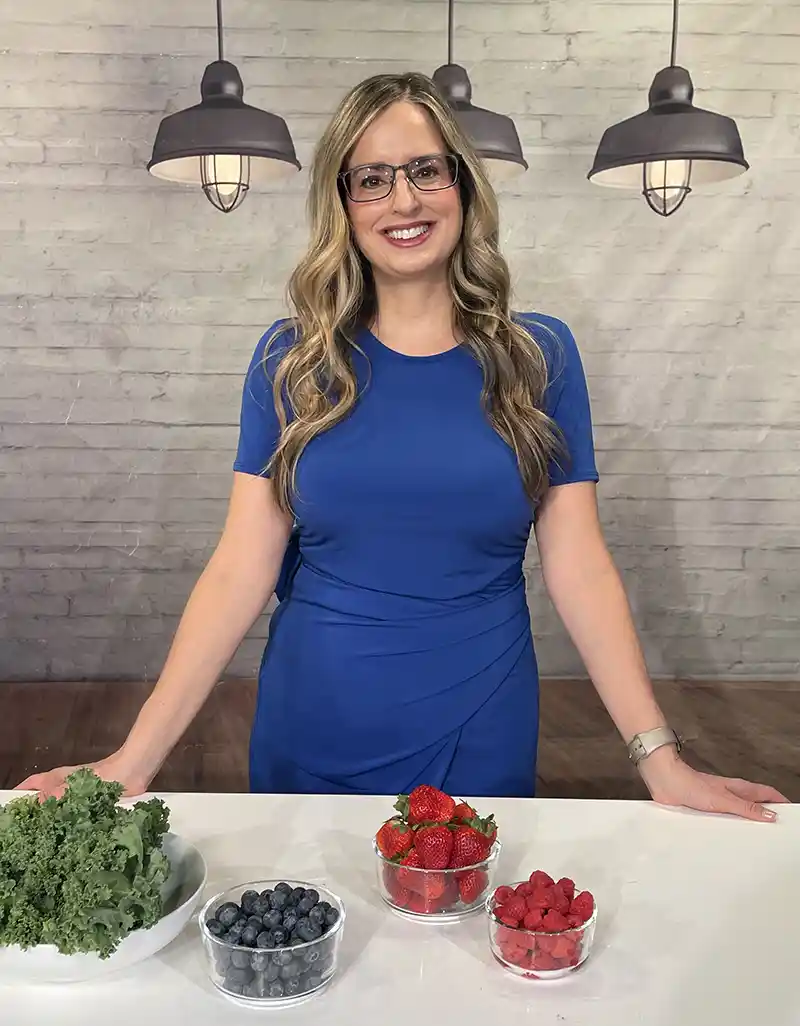 Melissa Halas with healthy food